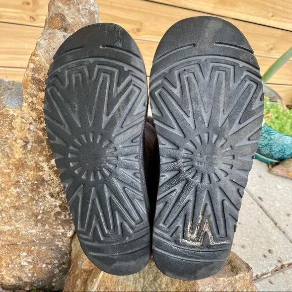 UGG Bailey Button Triplet II Boot Black Size 10 - Picture 8 of 11